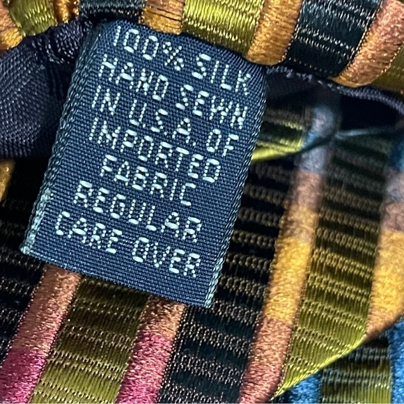 Roundtree & Yorke 100% Silk Tie Gold Multicolored Striped Mens Classic - Picture 5 of 8